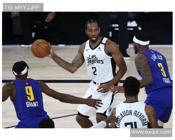 足球场上的热血对决：挑战者如何改变胜负局势？